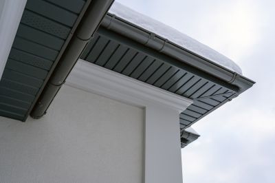 Products For Siding And Soffit Repairs in use